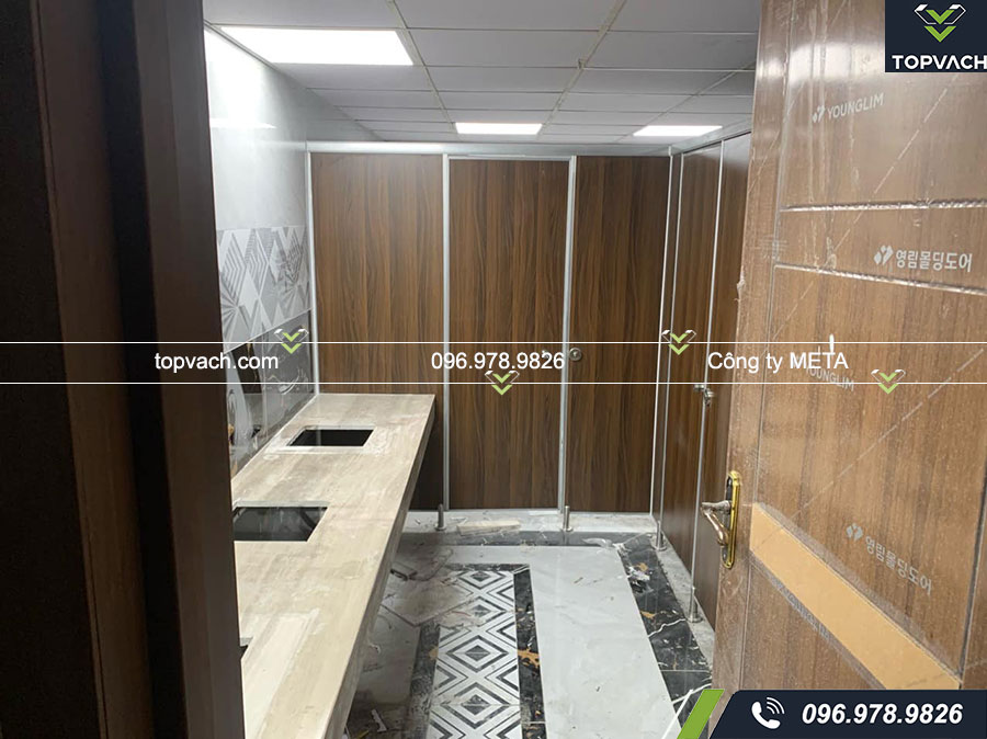 Lắp đặt vách ngăn vệ sinh cho khách sạn Idochina Bắc Ninh