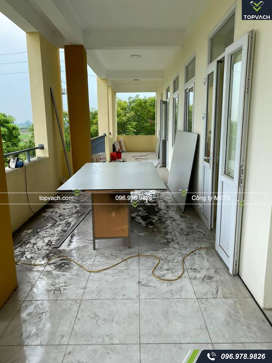 Cung cấp, lắp đặt vách ngăn vệ sinh trường THCS Liên Châu