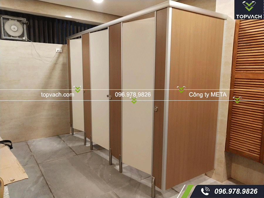 Lắp đặt vách ngăn vệ sinh cho trường THPT Đoàn Thị Điểm - Cầu Diễn