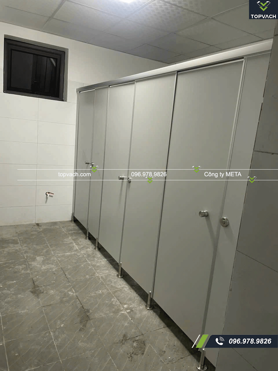 Lắp đặt vách ngăn vệ sinh cho bệnh viện đa khoa Quốc tế Vinmec Hạ Long